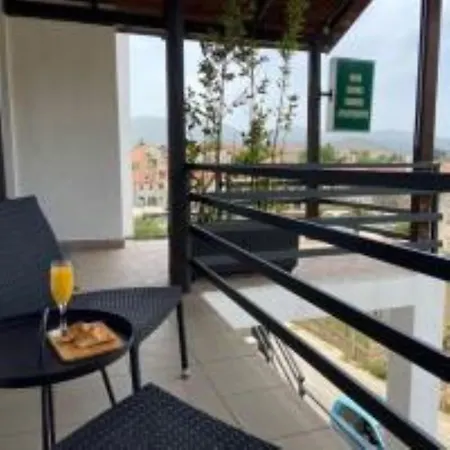 Pensión Mediteran Hvar - Modern And Restaurant,