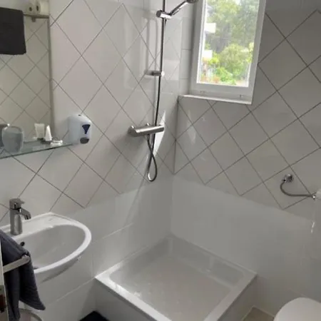 Mediteran Hvar - Modern And Restaurant, Pensión