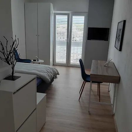 Mediteran Hvar - Modern And Restaurant, Vrboska